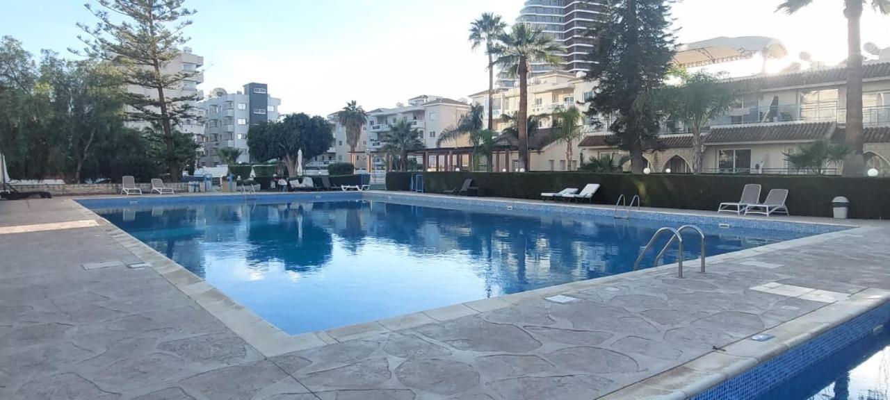 Palm Beach 14 Limassol Ngoại thất bức ảnh