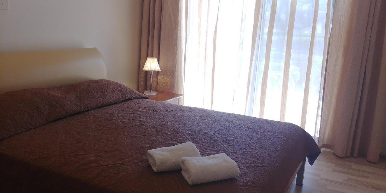 Palm Beach 14 Limassol Ngoại thất bức ảnh